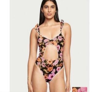 NEW VICTORIAS SECRET cutout one piece L